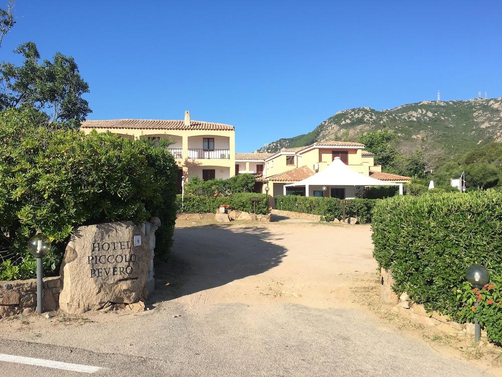 Hotel Piccolo Pevero Порто Черво Екстериор снимка
