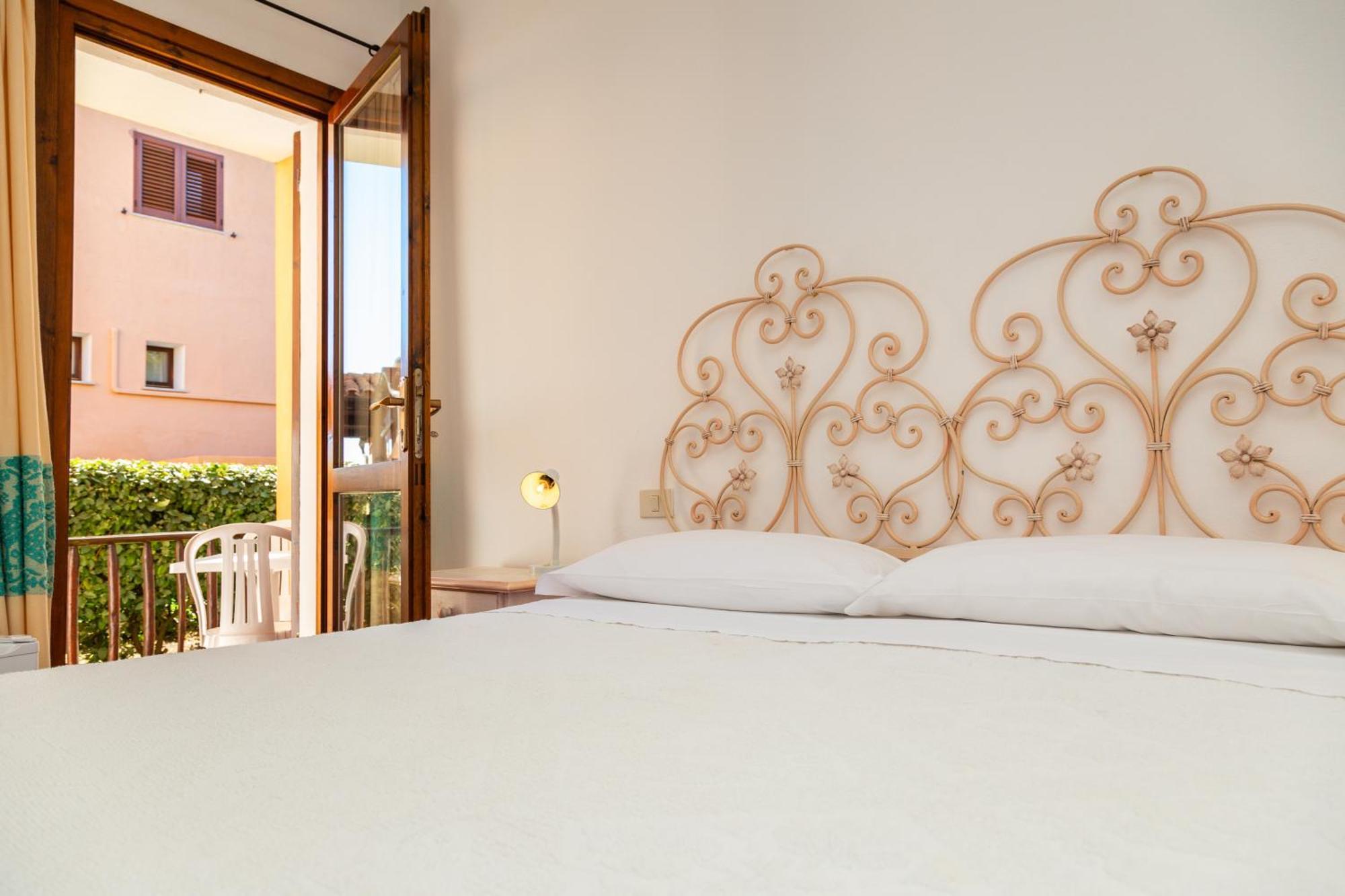 Hotel Piccolo Pevero Порто Черво Екстериор снимка